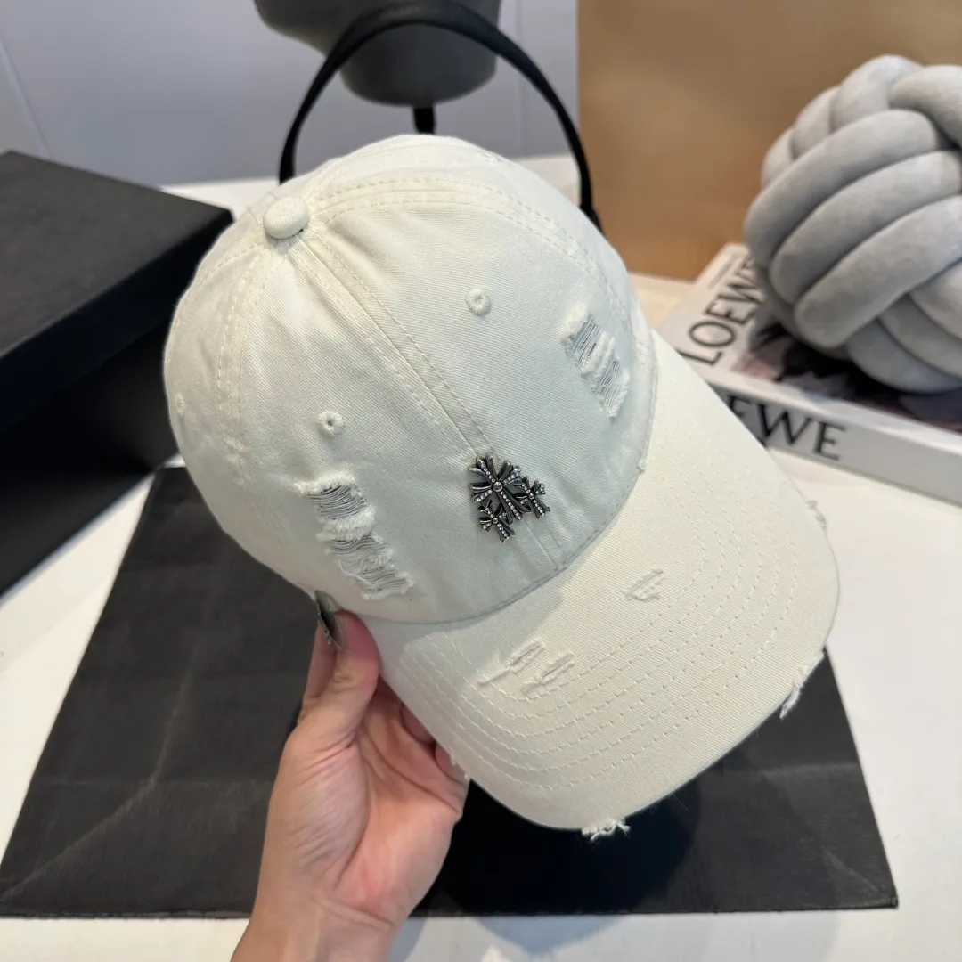 P50 Chrome Hearts 💓Early spring Korean style fashion retro distressed hole hat worn design versatile baseball cap peaked cap